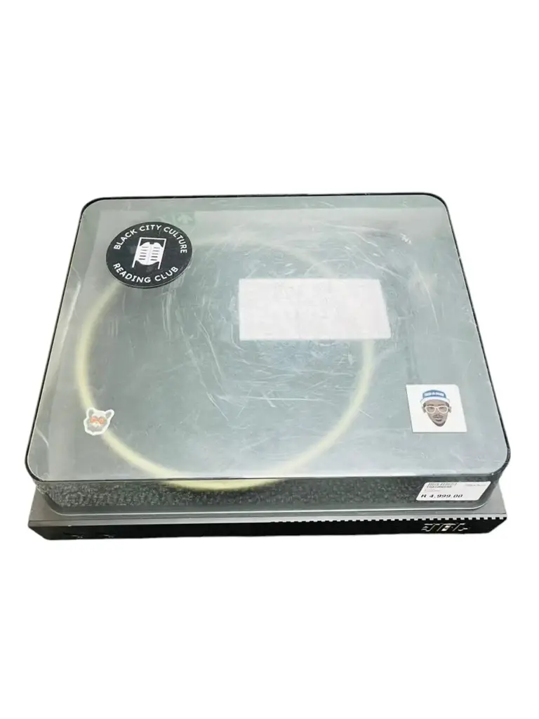 Jbl Turntable - View 2
