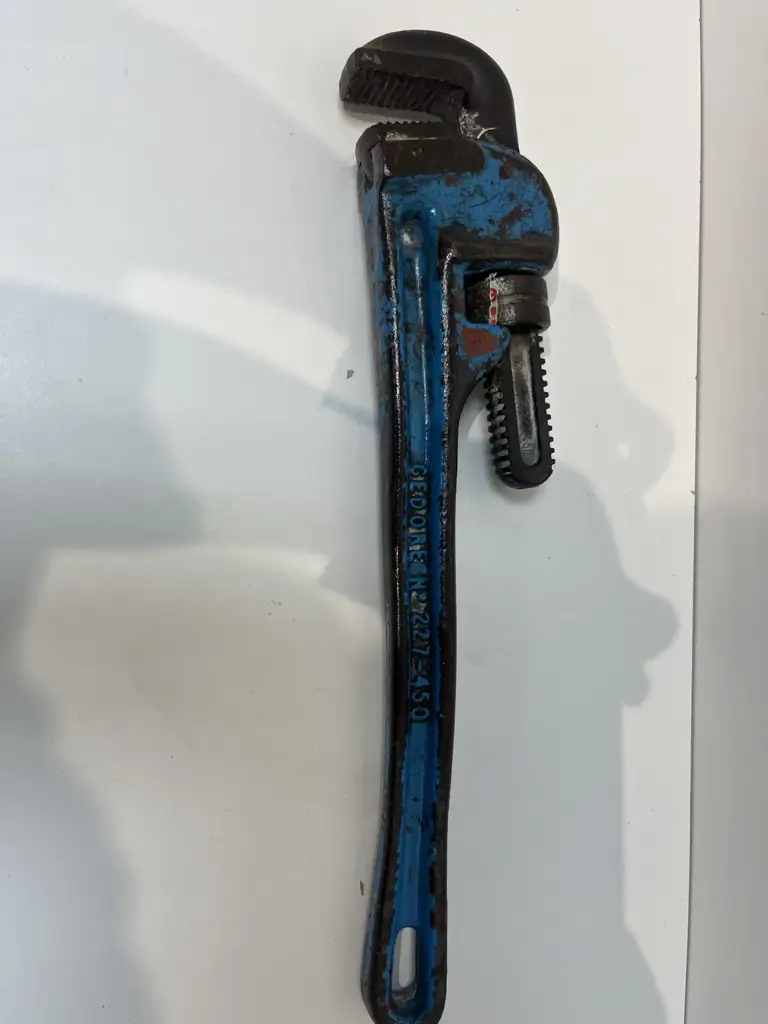 Pipe Wrench - View 2