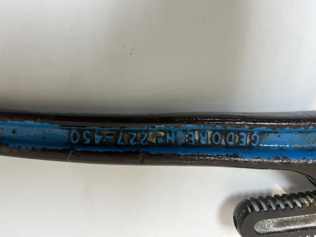 Pipe Wrench - View 3