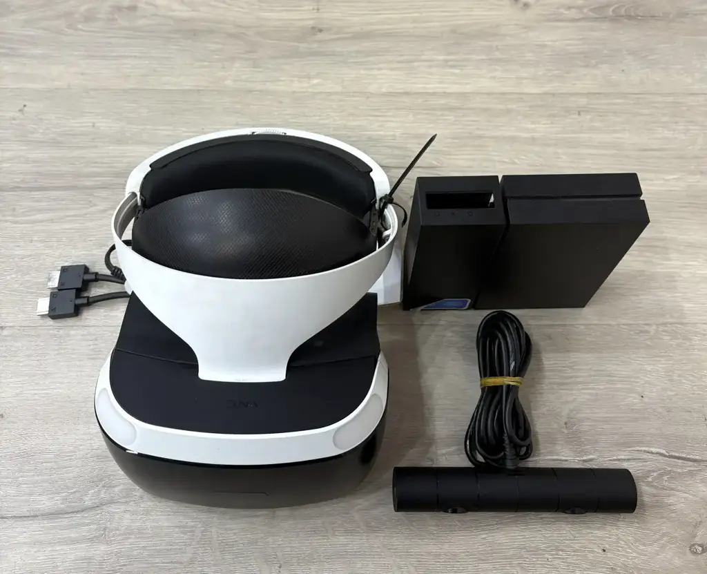 Sony PlayStation 4 Vr Headset - View 3