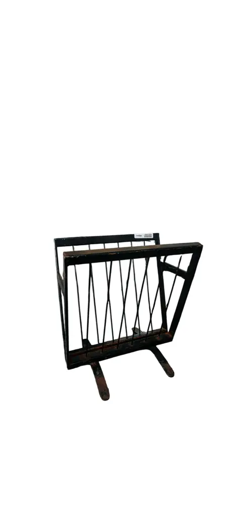 Magazine Rack - View 3