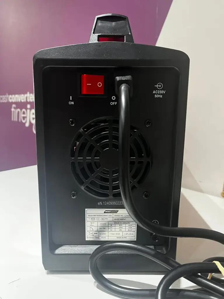 The Matweld Welder Inverter 200A - View 3