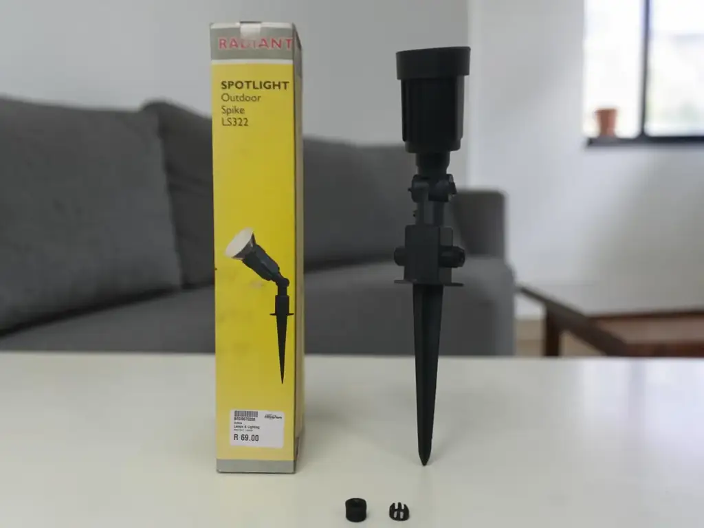 Radiant Ls322 Outdoor Spike Spotlight