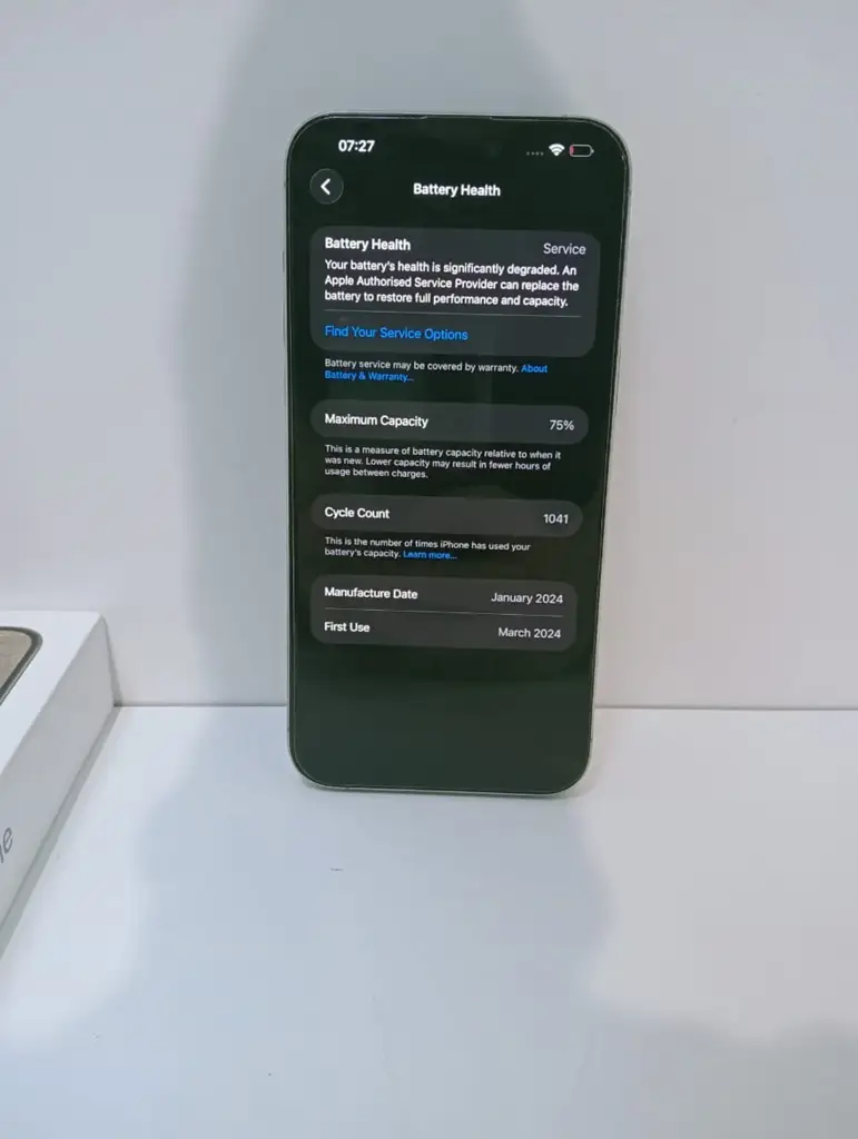 Iphone 15 Pro Max 256Gb Cellphone - View 3
