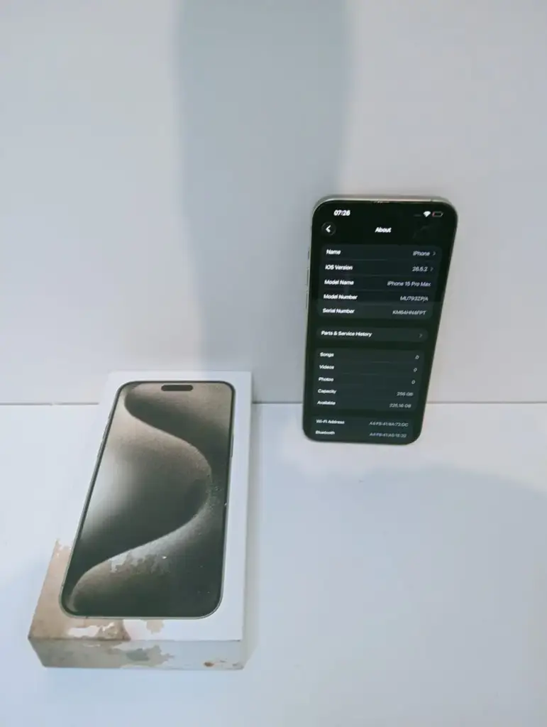 Iphone 15 Pro Max 256Gb Cellphone - View 4