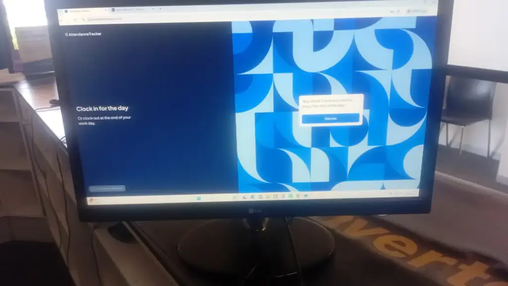 Lg Monitor 24M38h-B - View 2
