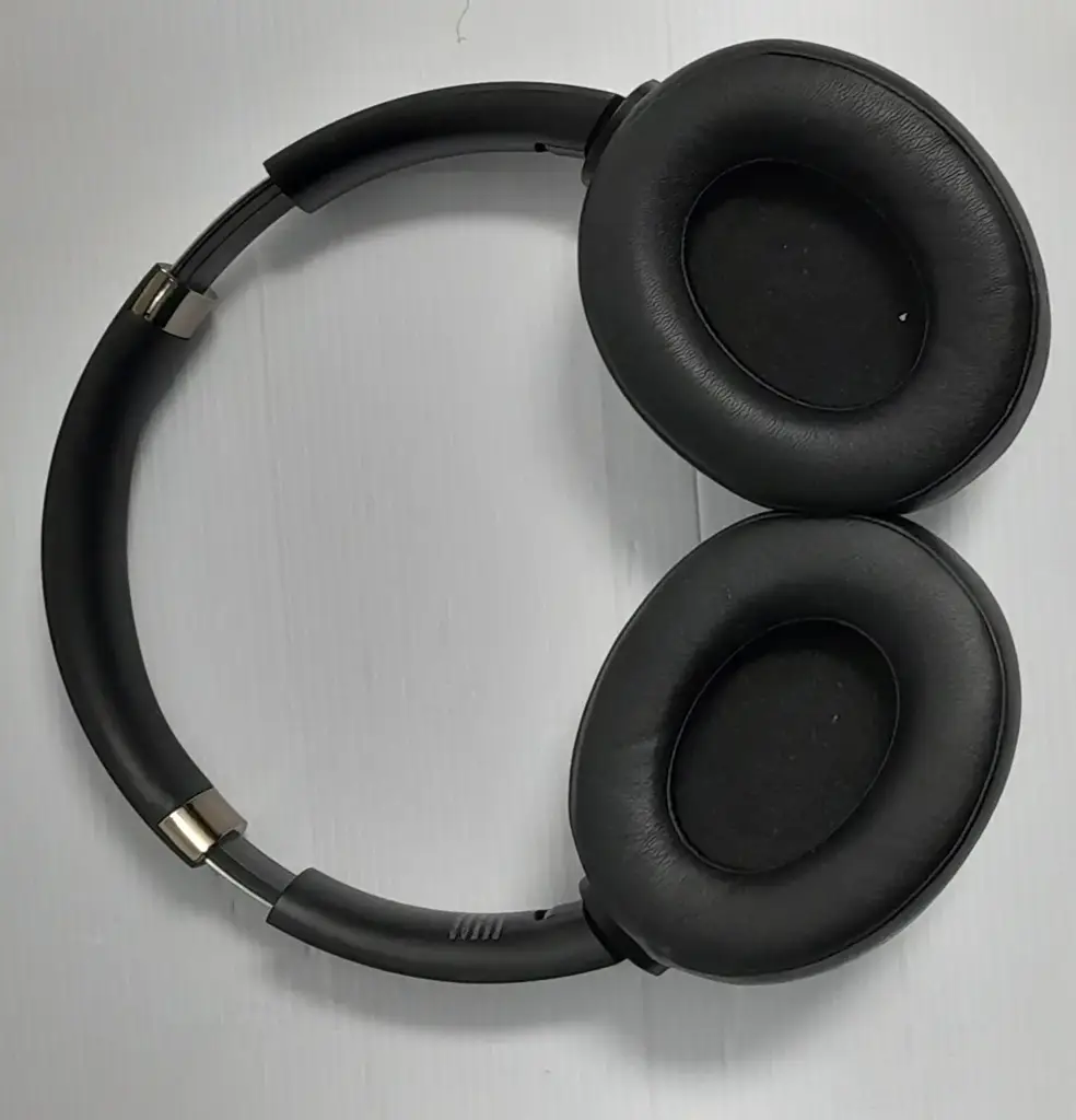 Alex Varga Mt-Av-463-B Headphones – Cordless - View 2