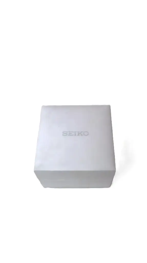 Seiko 8T63-00Y0 Watch - View 2
