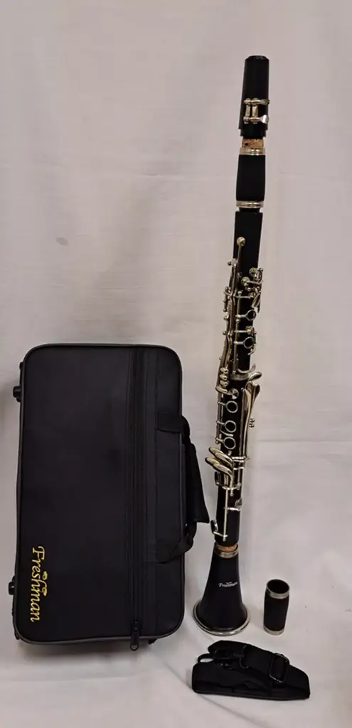 Freshman Clarinet - View 3