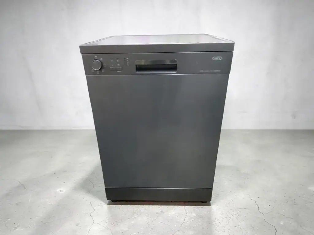 Defy Ddw232 Freestanding Dishwasher | 13 Place Setting