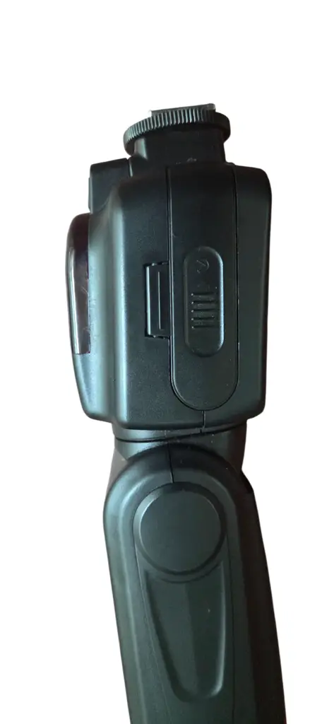 Triopo Tr950 Ii Universal Speedlight - View 3