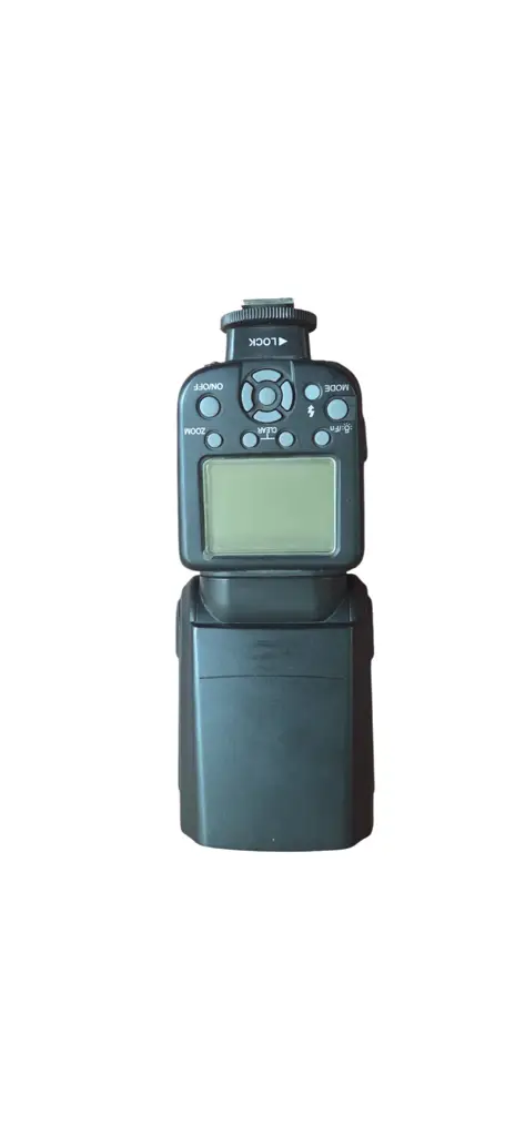 Triopo Tr950 Ii Universal Speedlight - View 4