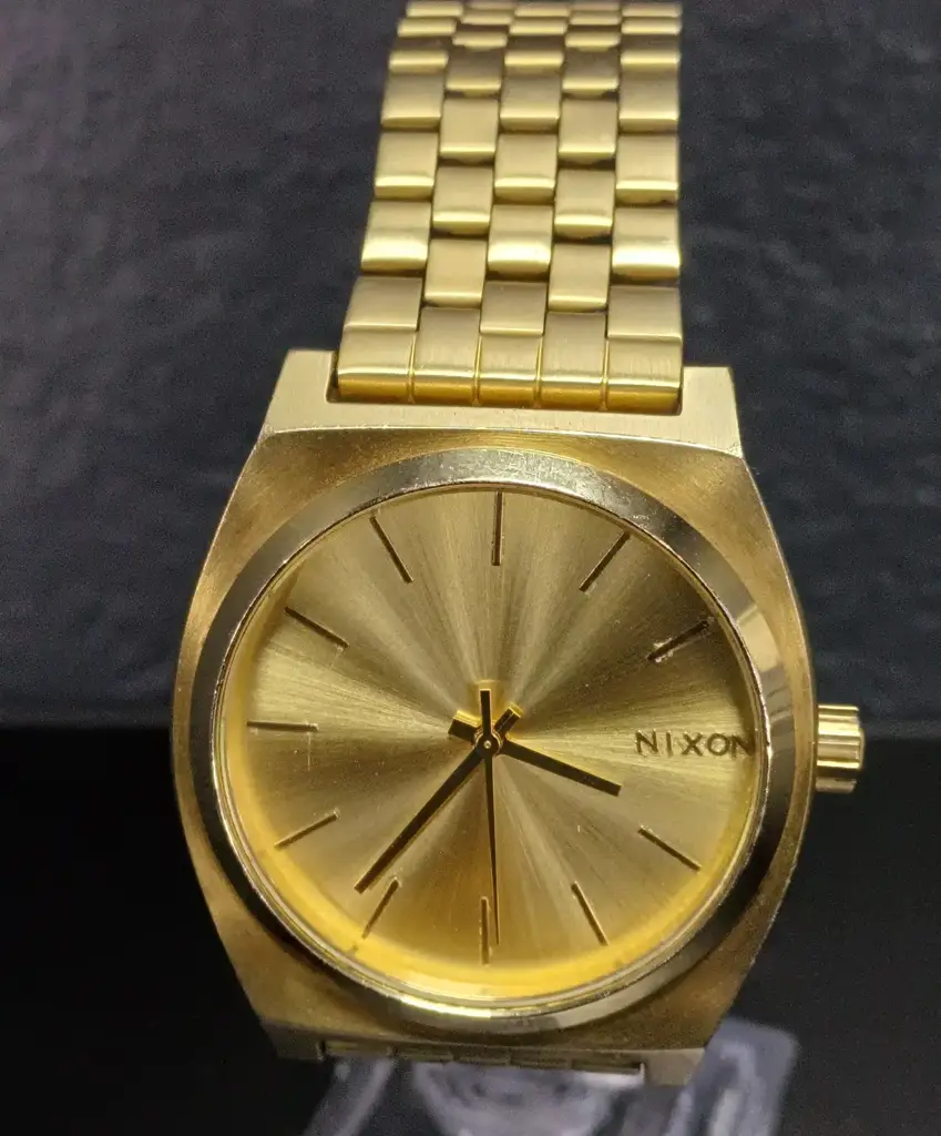 Nixon Analogue Watch