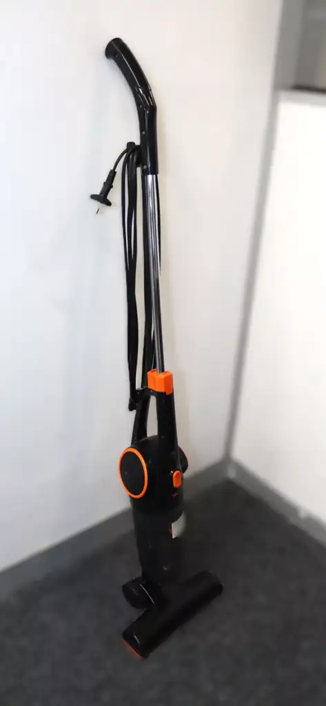 Bennett Read Gw902-S60 Vacuum Cleaner - View 2