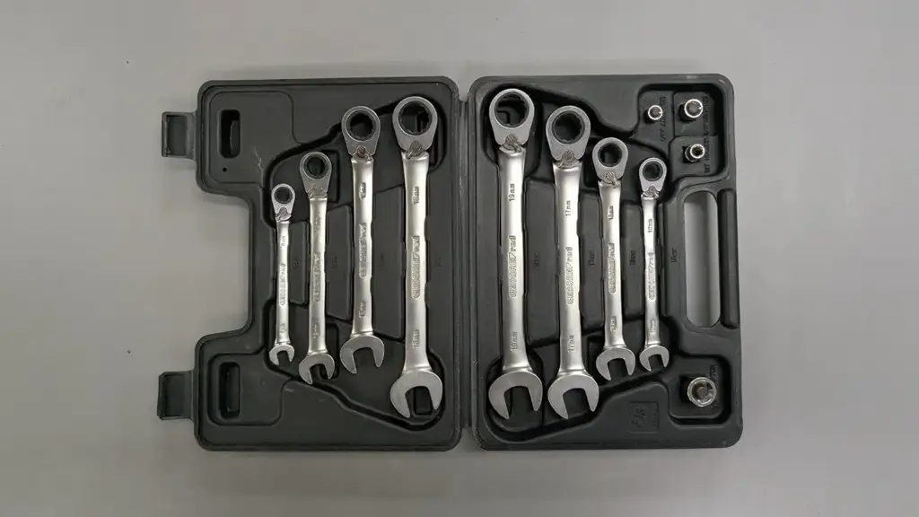 Gedore Red Combination Ratchet Spanner | 12 Piece | 8-19Mm