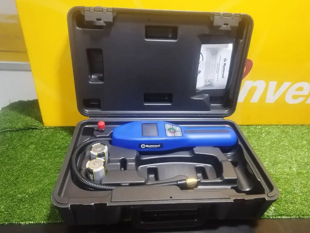Mastercool 55800 Intellasense Refrigerant Leak Detector, High Sensitivity