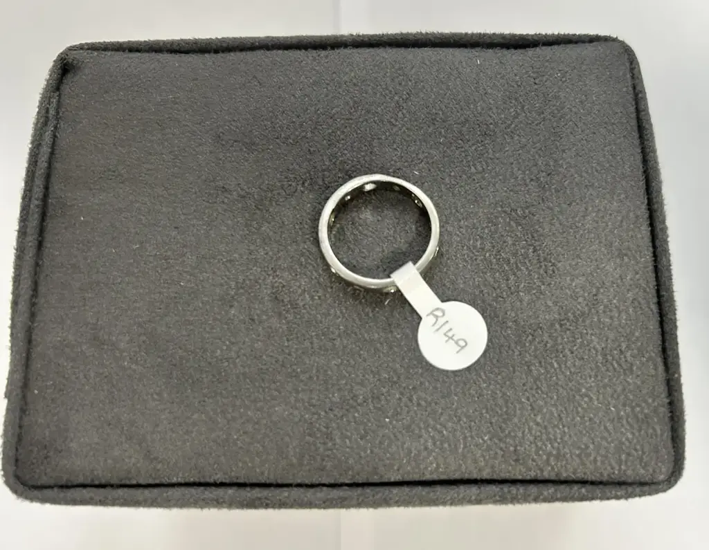 Ladies Silver Ring - View 2