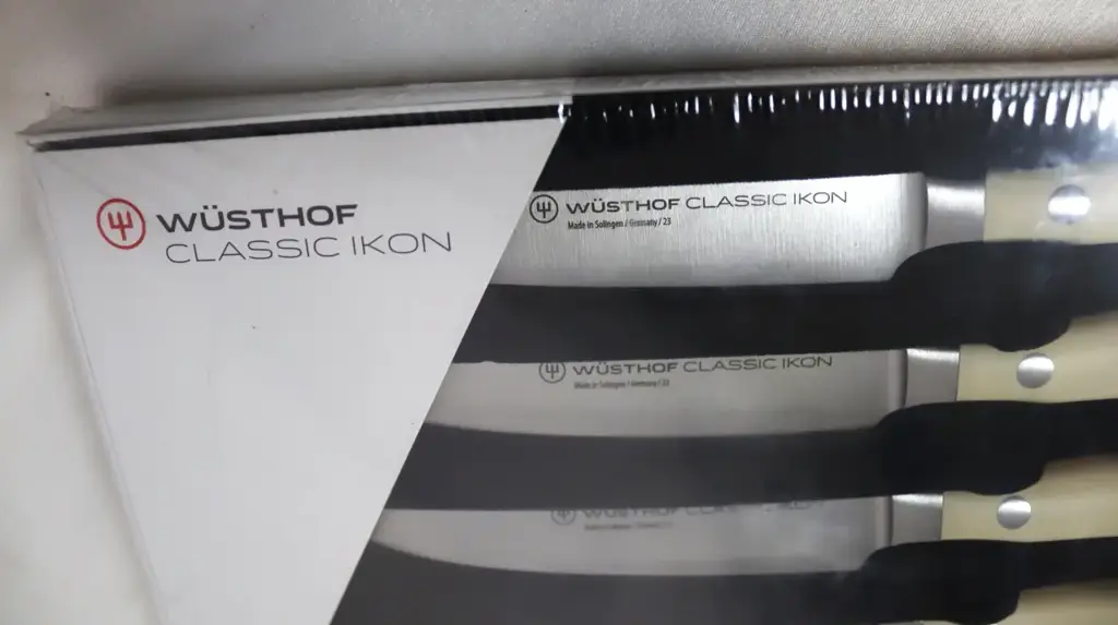 Wüsthof Classic Ikon 4-Piece Steak Knife Set - View 2