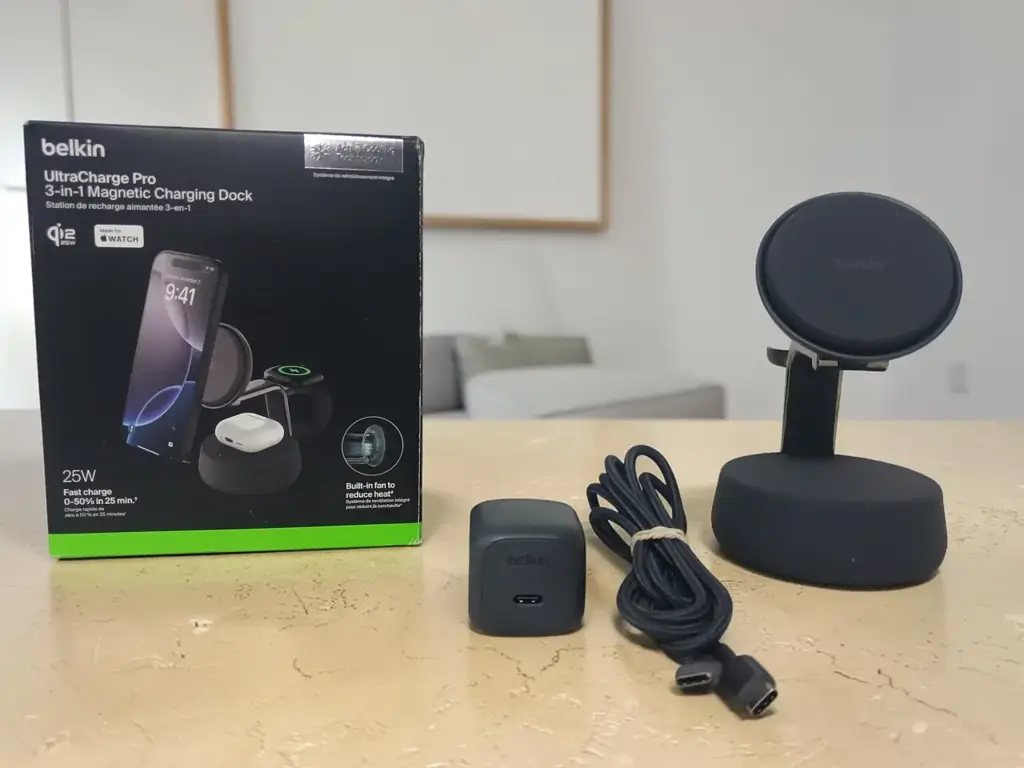 Belkin Ultracharge Pro 3-In-1 Magnetic Charging Dock