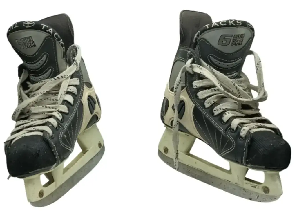 Ccm Super Tacks 652 Hockey Skates - View 3