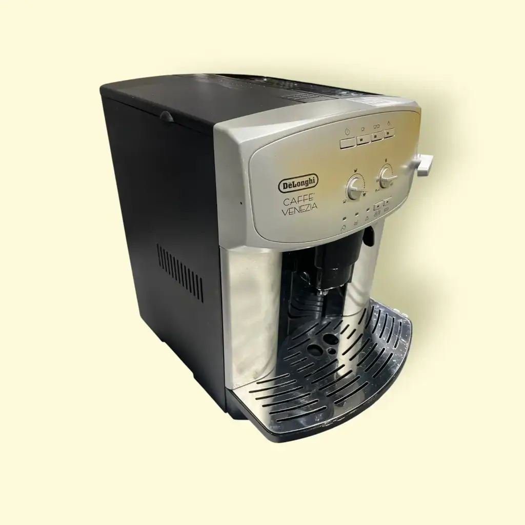 Delonghi Caffe Venezia Coffee Machine - View 4