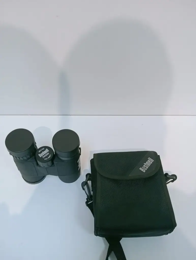 Bushnell 10X42 Powerview Binoculars - View 2
