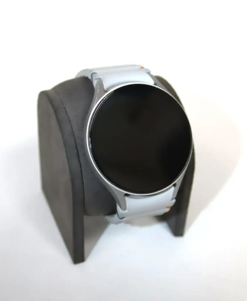 Samsung Galaxy Watch7 Smartwatch - View 2