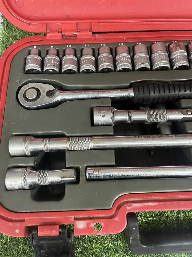 Kennedy 25Pc 12Inch Sq Dr Metric Socket Set - View 2