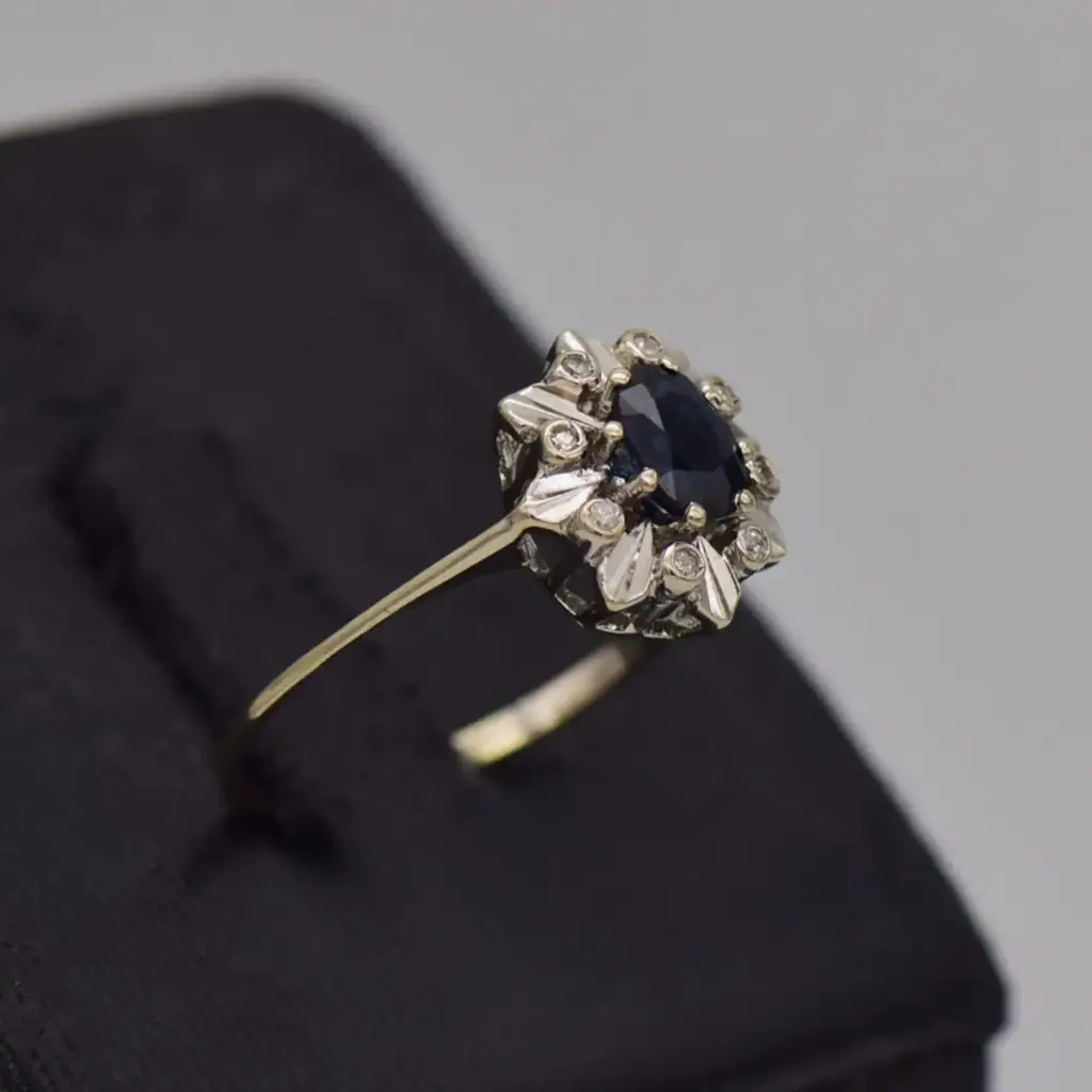 14ct White Gold Cocktail Ring - View 2