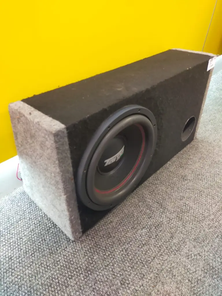 Targa Titan4s Car Subwoofer - View 2