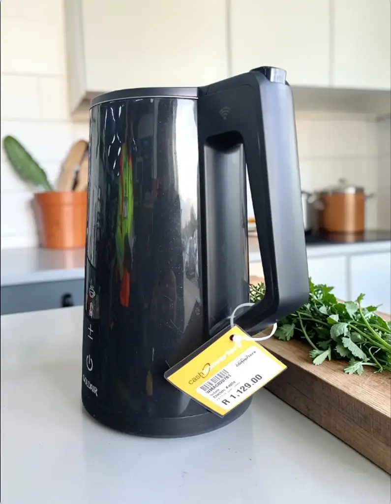 Goldair Smart 360 Cordless Kettle Ggk-1000 - View 2