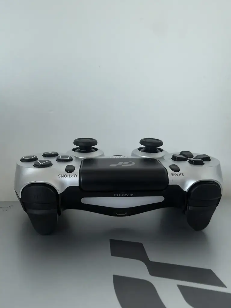 Playstation 4 – 500Gb - View 3