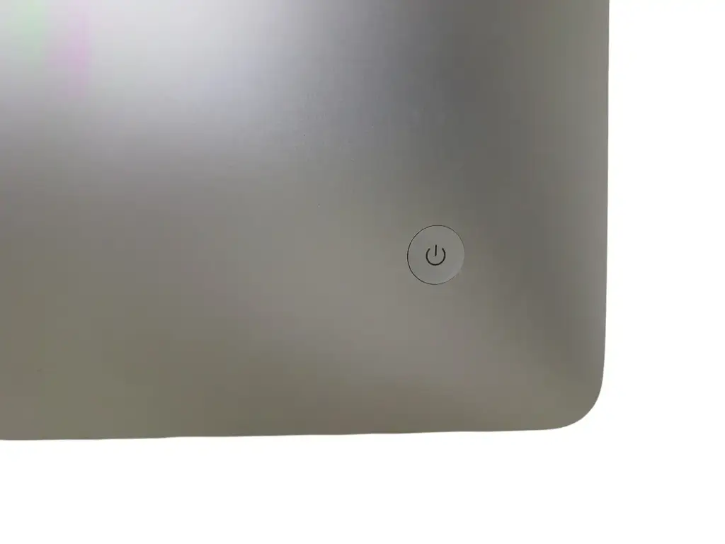 Apple Imac Retina 5K 27-Inch (Mid-2017) – 3.4 Ghz Quad-Core I5 - View 2