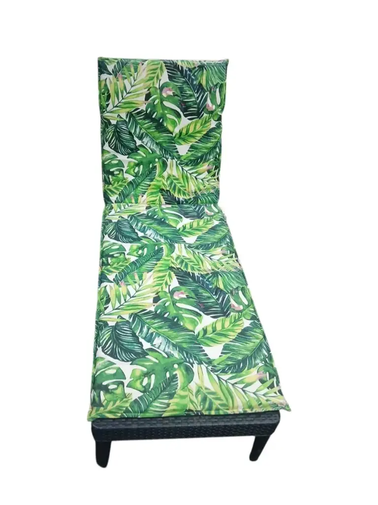 Chaise Lounge With Cushions - View 3