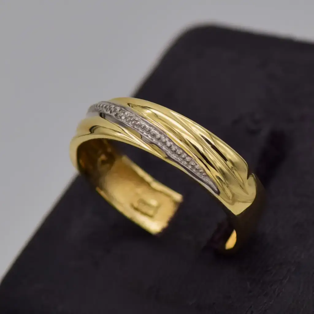 9ct Yellow Gold Dress Ring - View 3