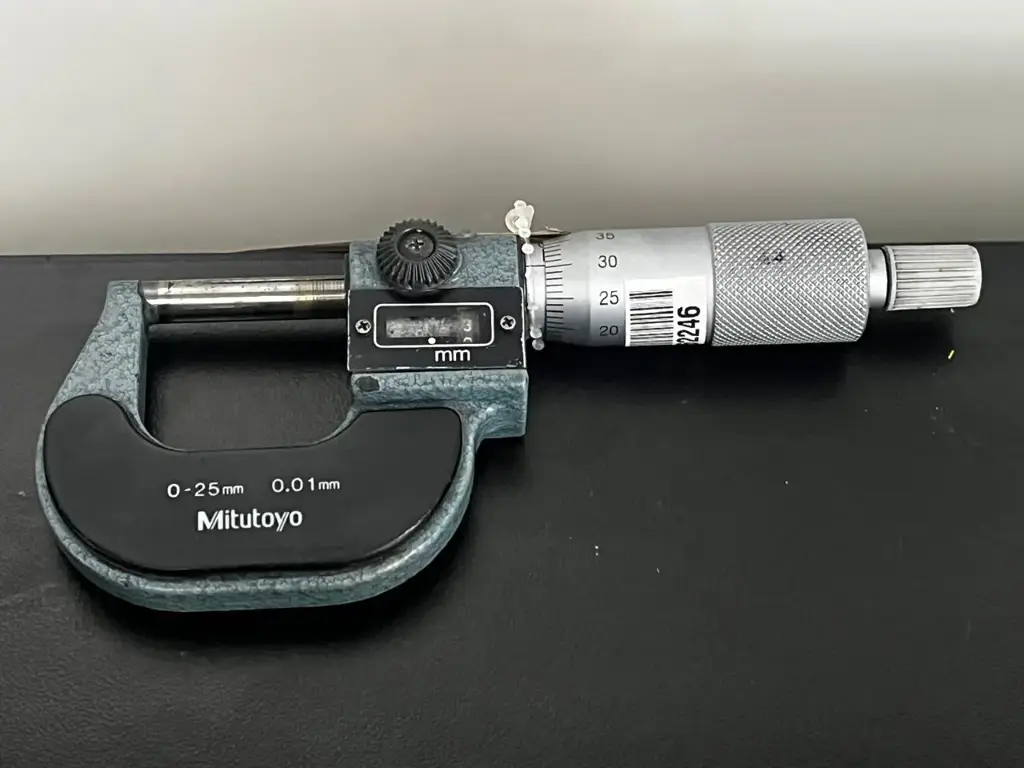 Mitutoyo Micrometer 0.25 Mm