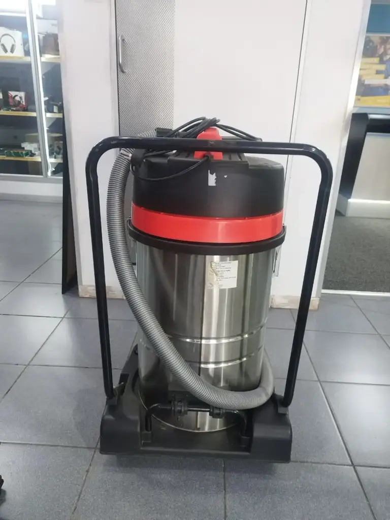 Mac Afric 80 Liter Wet & Dry Vacuum Cleaner - View 3