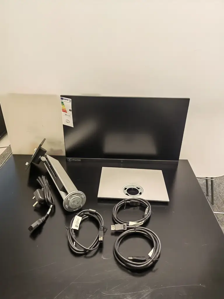 Hp E23 G4 23-Inch Diagonal Fhd Monitor - View 2