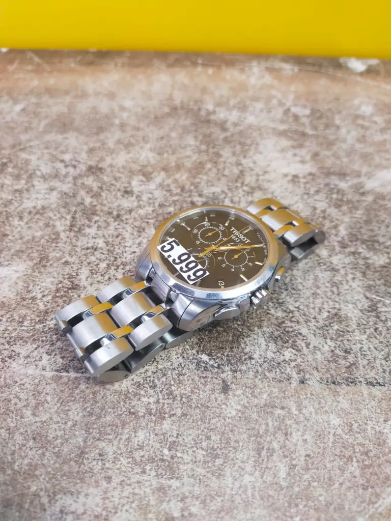 Tissot Couturier Chronograph Watch T035.617.11.051.00 - View 2