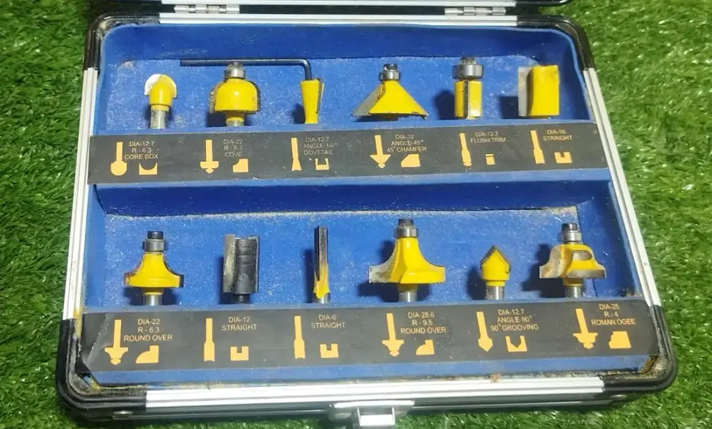 Tork Craft 12-Piece Router Bit Set - View 2