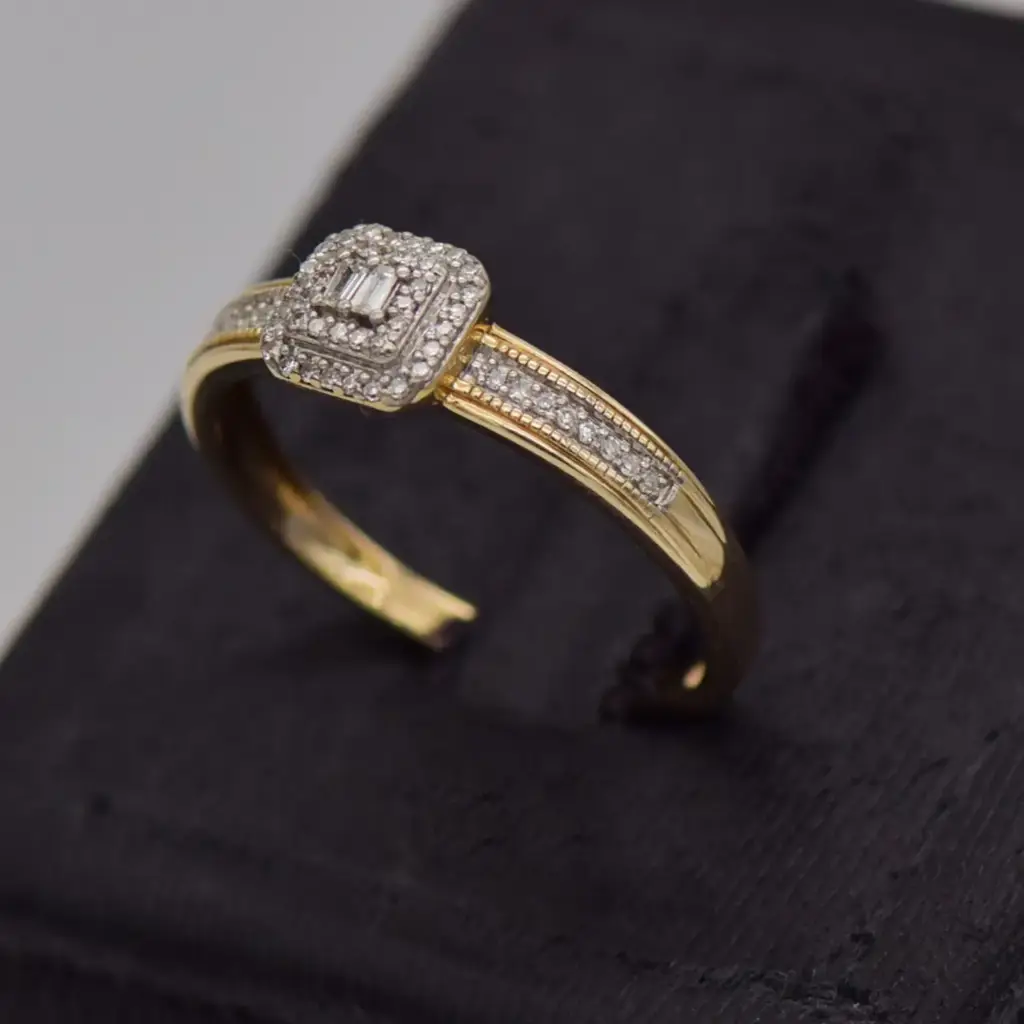 9ct Yellow Gold Dress Ring - View 3