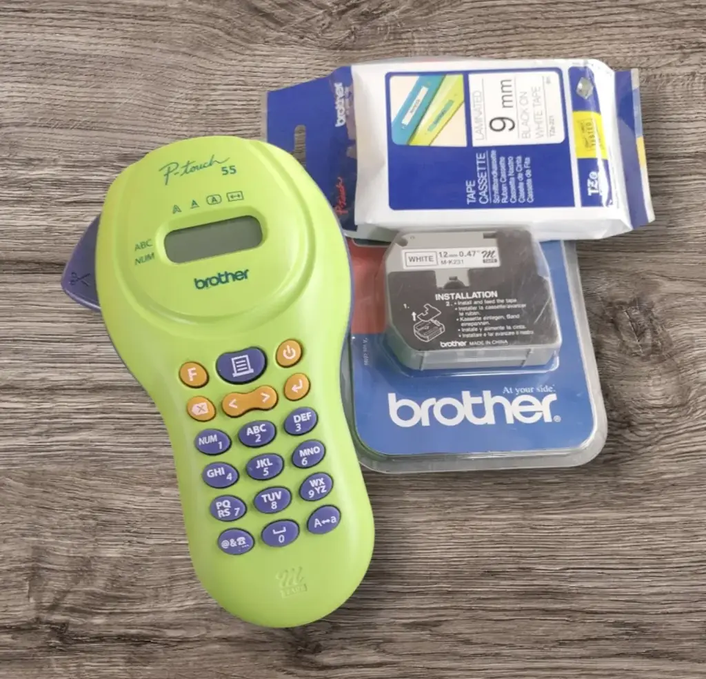 Brother P-Touch 55 Handheld Labeling System - View 2