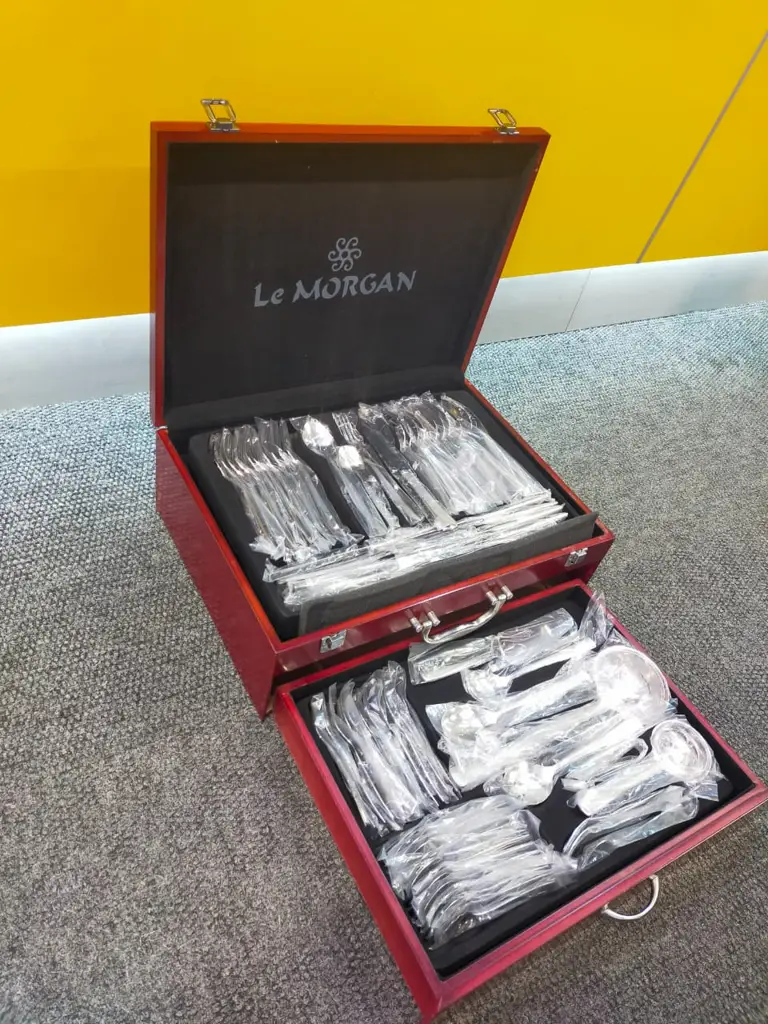 Original Le Morgan 72 Piece Cutlery Set - View 3