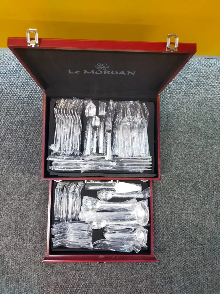Original Le Morgan 72 Piece Cutlery Set - View 4