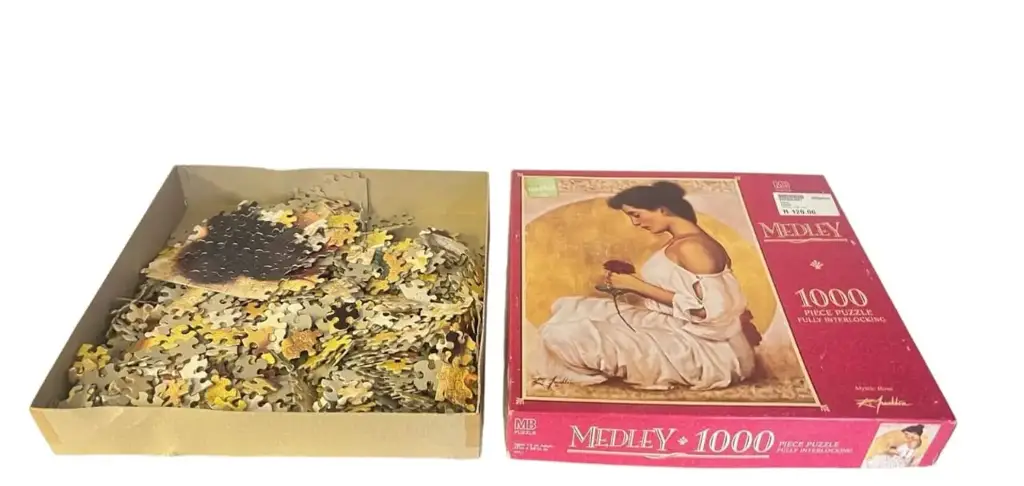 Medley 1000 Pcs Puzzle - View 2