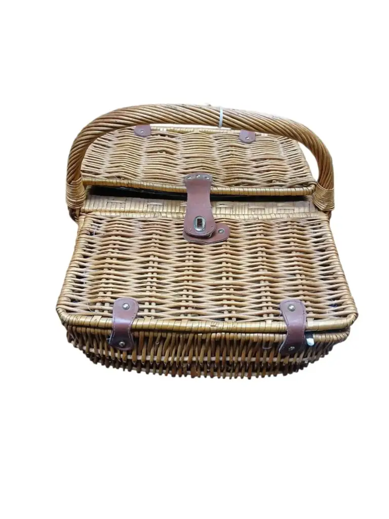 Picnic Basket - View 3