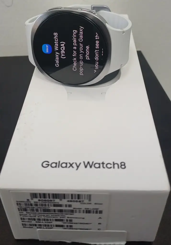 Samsung Galaxy Watch 8 Smart Watch - View 2
