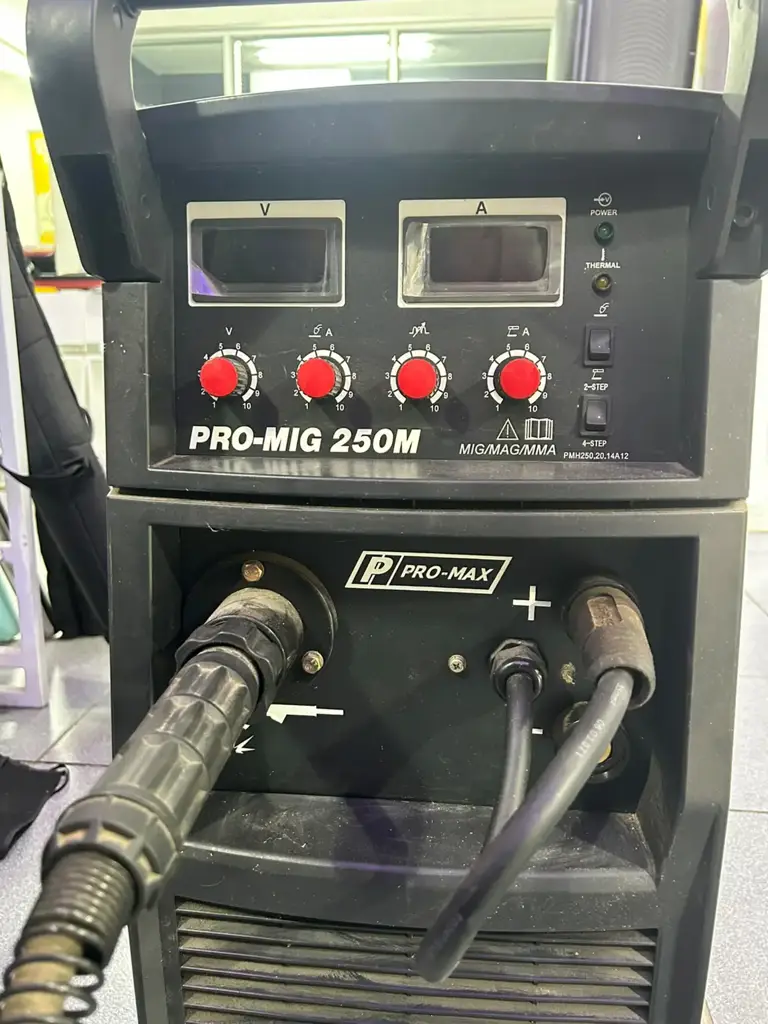 Pro Mig 250M Professional Series -In Store Collection - View 2