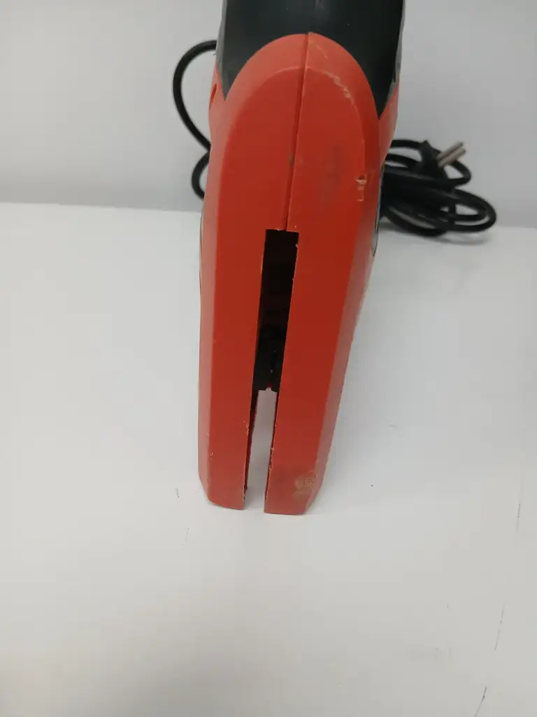 Black And Decker Ks880e Wood Saw - View 3