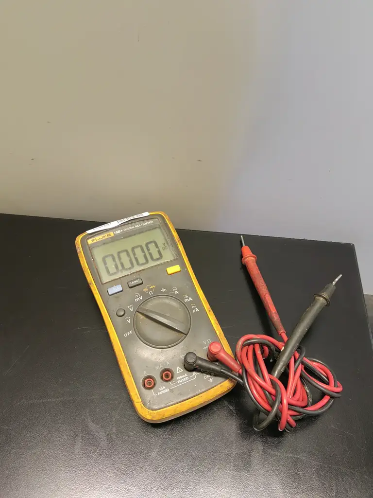 Fluke 15B+ Digital Multimeter